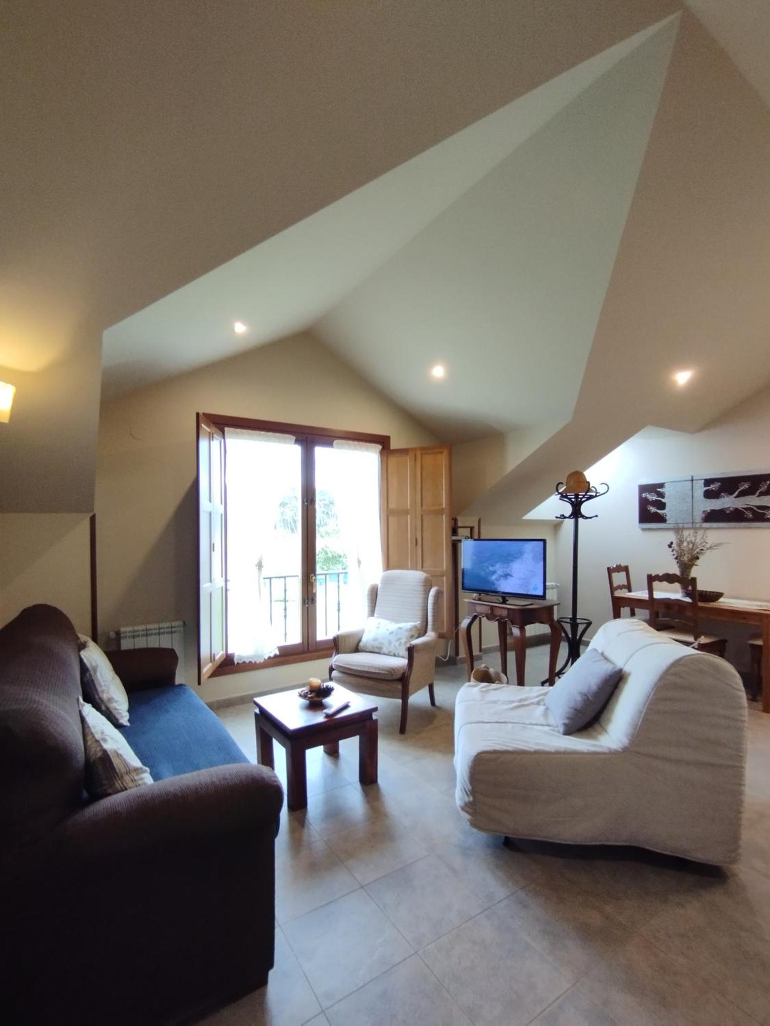 Apartamentos La Cruz De Paderne ナビア エクステリア 写真